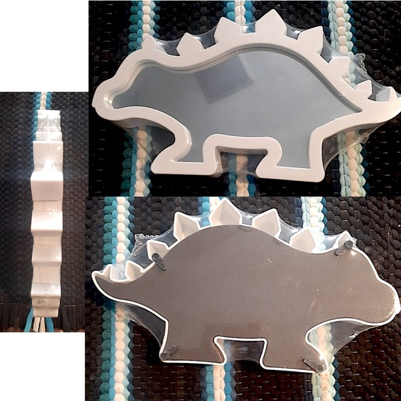 STEGOSAURUS SHAPED MIRROR NWT - Picture 4 of 6